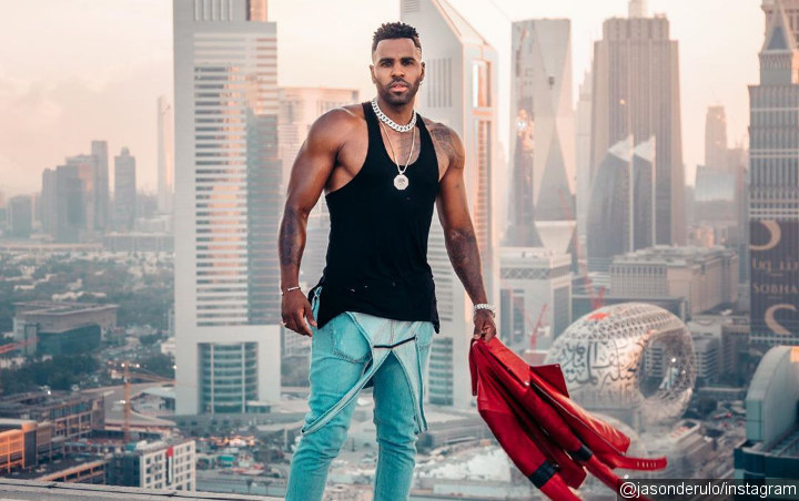 Jason Derulo Slams Instagram for Removing His Steamy Photo