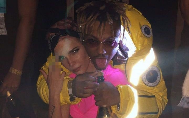 Halsey Pays Tribute to Juice WRLD During Brooklyn Concert