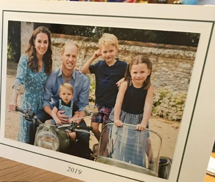 The original Christmas picture of the Cambridges