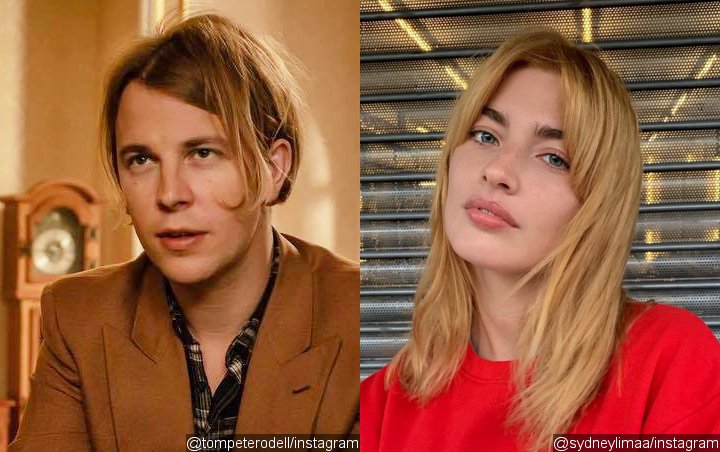 Tom Odell Rushed to Hospital After Split From Girlfriend