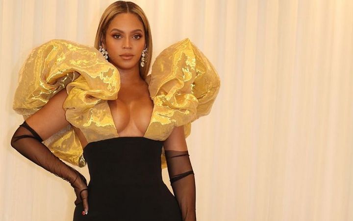 Beyonce Dazzled With Over 300 Carats Worth of Diamonds at Golden Globes