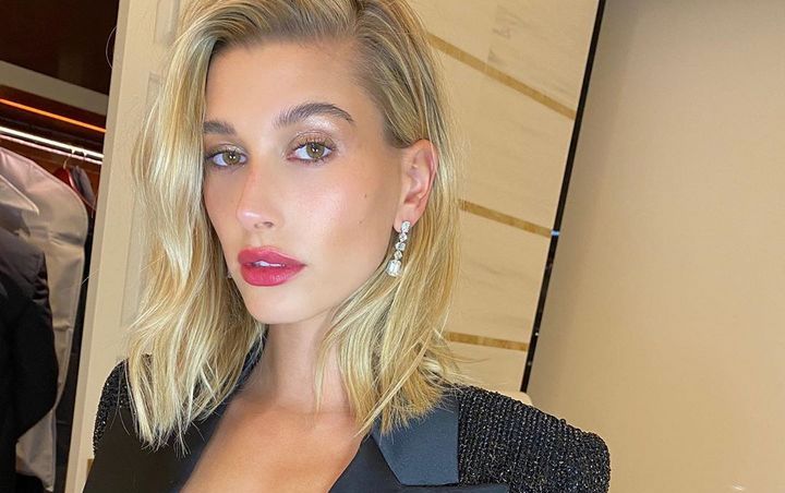 Hailey Baldwin Says Her Pinky Fingers Are Crooked And Scary Due To Genetic Condition