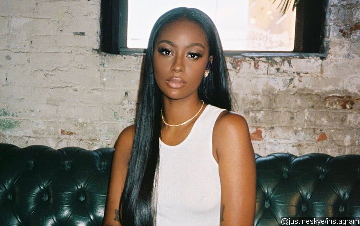 4. Blonde Hair Inspiration from Justine Skye - wide 4