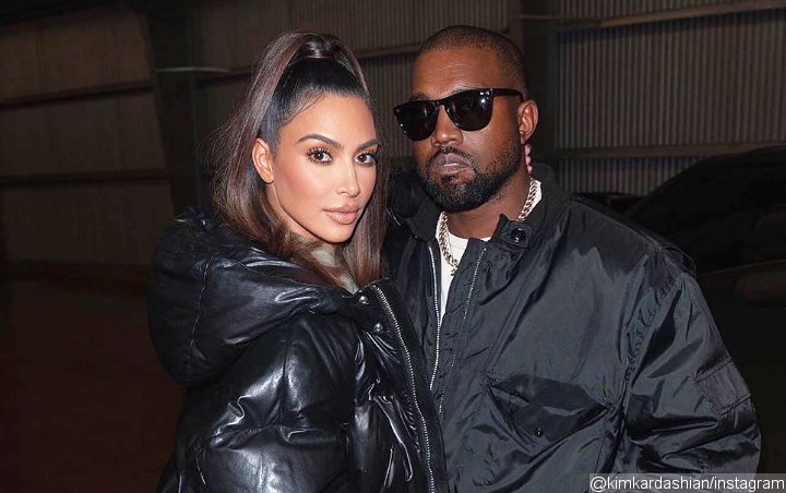 Kim Kardashian Pokes Fun at Kanye West for Enjoying Chicken While She's Flaunting Her Curves