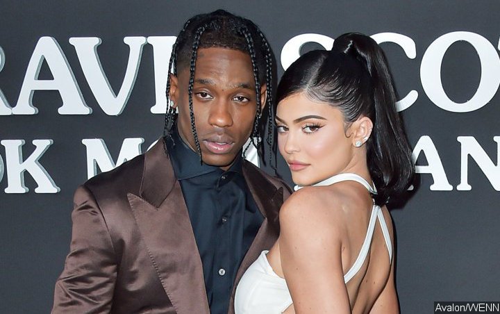 Kylie Jenner Posts Loved Up Photos With Travis Scott His Alleged Ex Side Chick Shades Her