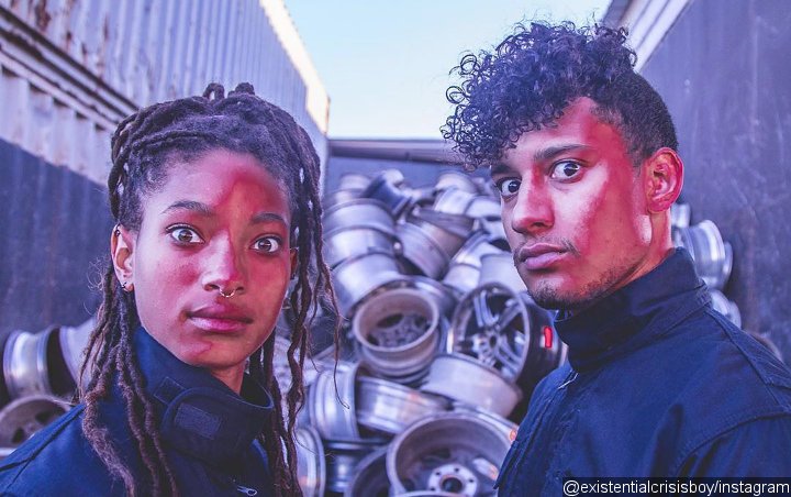 Willow Smith's Head Shaved by Boyfriend During 24-Hour Anxiety-Themed Exhibit
