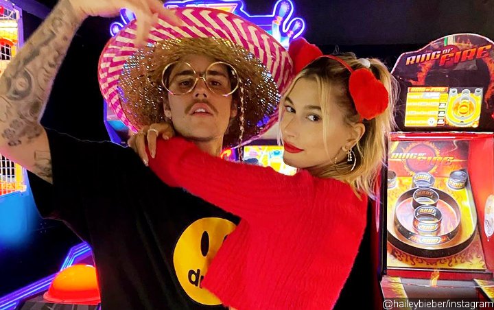 Justin Bieber and Hailey Baldwin Leave for Canada to Practice Self-Isolation