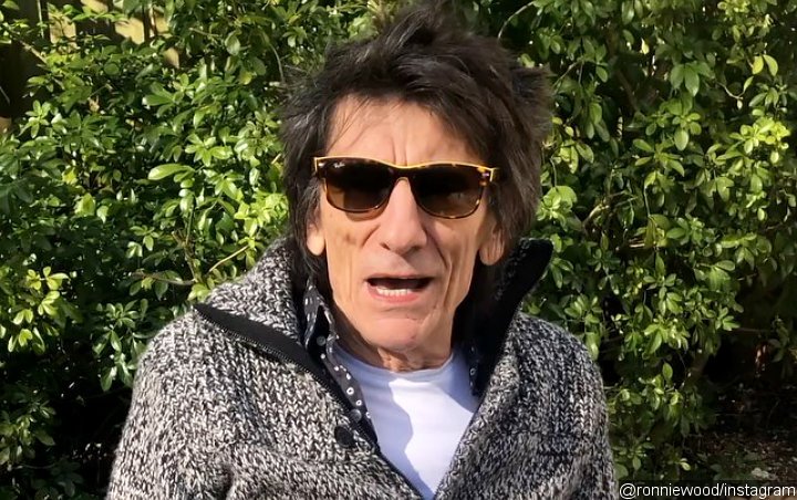Ronnie Wood Launches Online Classes for Recovering Addicts Amid Coronavirus Lockdown