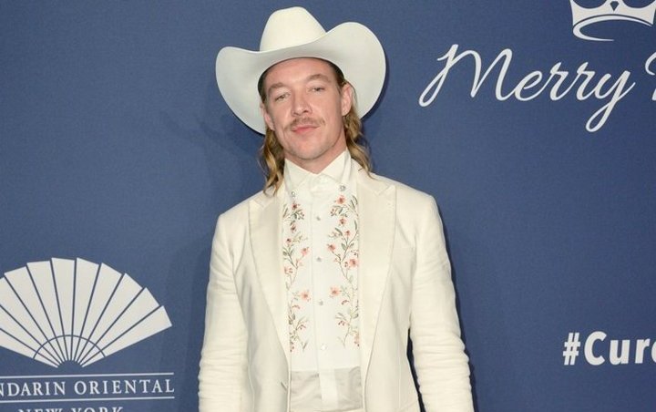 Diplo Learns How to Play Guitar During Coronavirus Lockdown