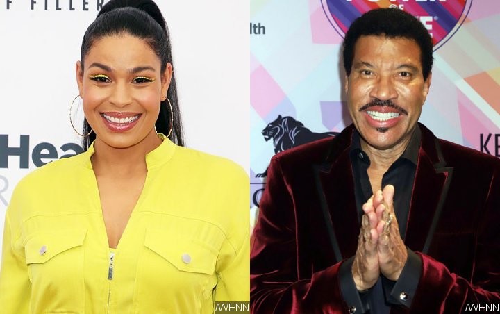 'American Idol' Finale: Jordin Sparks and Past Winners Help Lionel Richie Remake 'We Are the World' 