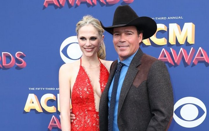 Clay Walker and Wife Expecting Baby Boy