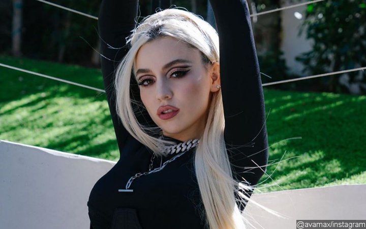 Ava Max Claps Back At Critics Of Her Virtual Album Release Party On Roblox - kanye west flashing lights roblox