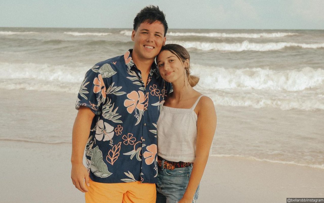 'Duck Dynasty' Star Bella Robertson 'Blown Away' by God's Grace After Engagement to Jacob Mayo