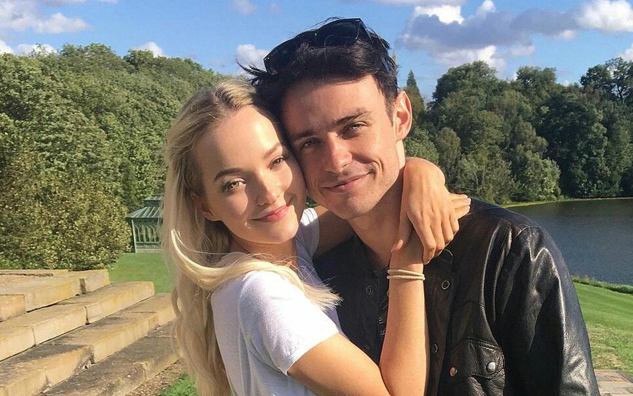 Dove Cameron Split From Thomas Doherty: It's Incredibly Difficult Decision