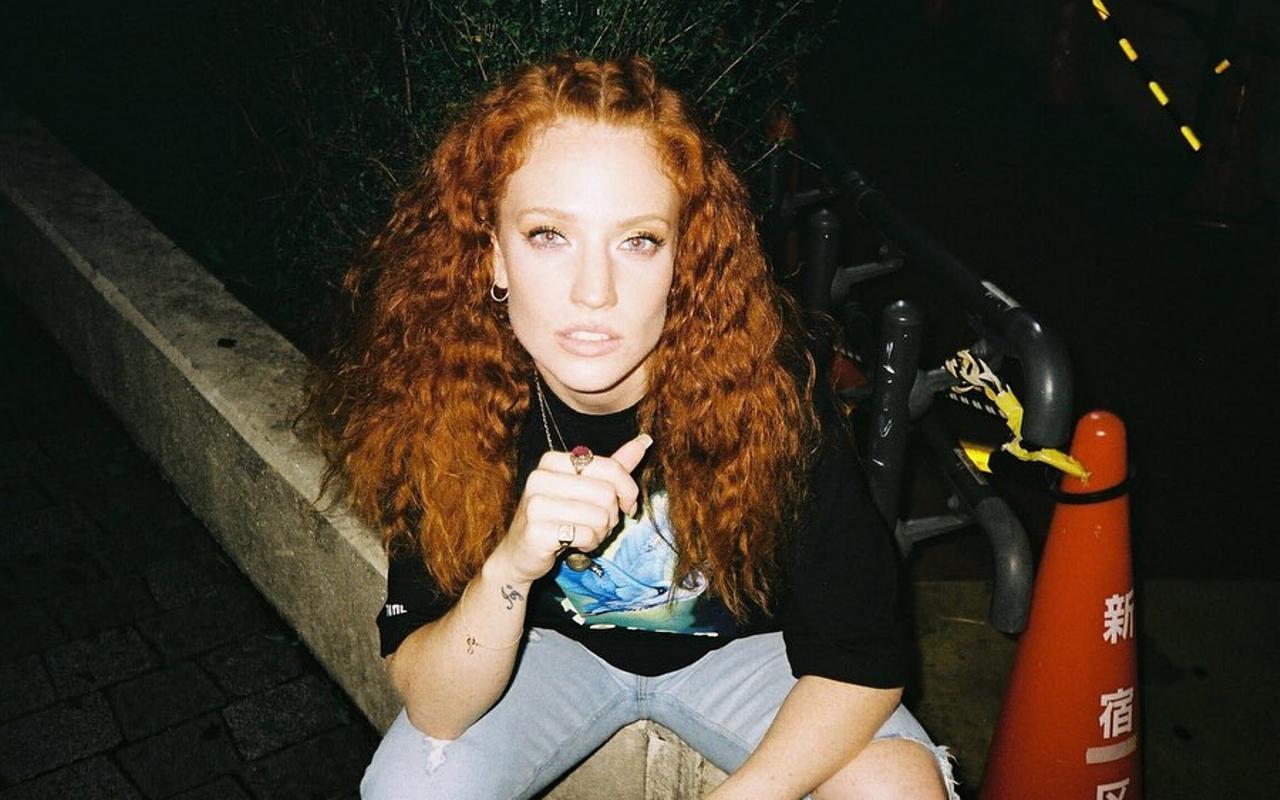 Jess Glynne Mourning Grandmother Who Dies of Covid-19 