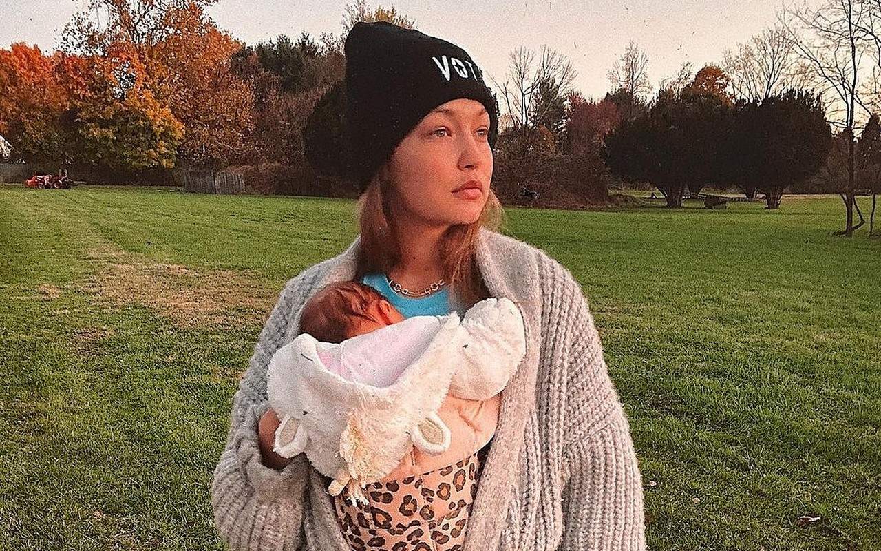 Gigi Hadid Too Exhausted to Notice Her Newborn Baby After 14-Hour Labor