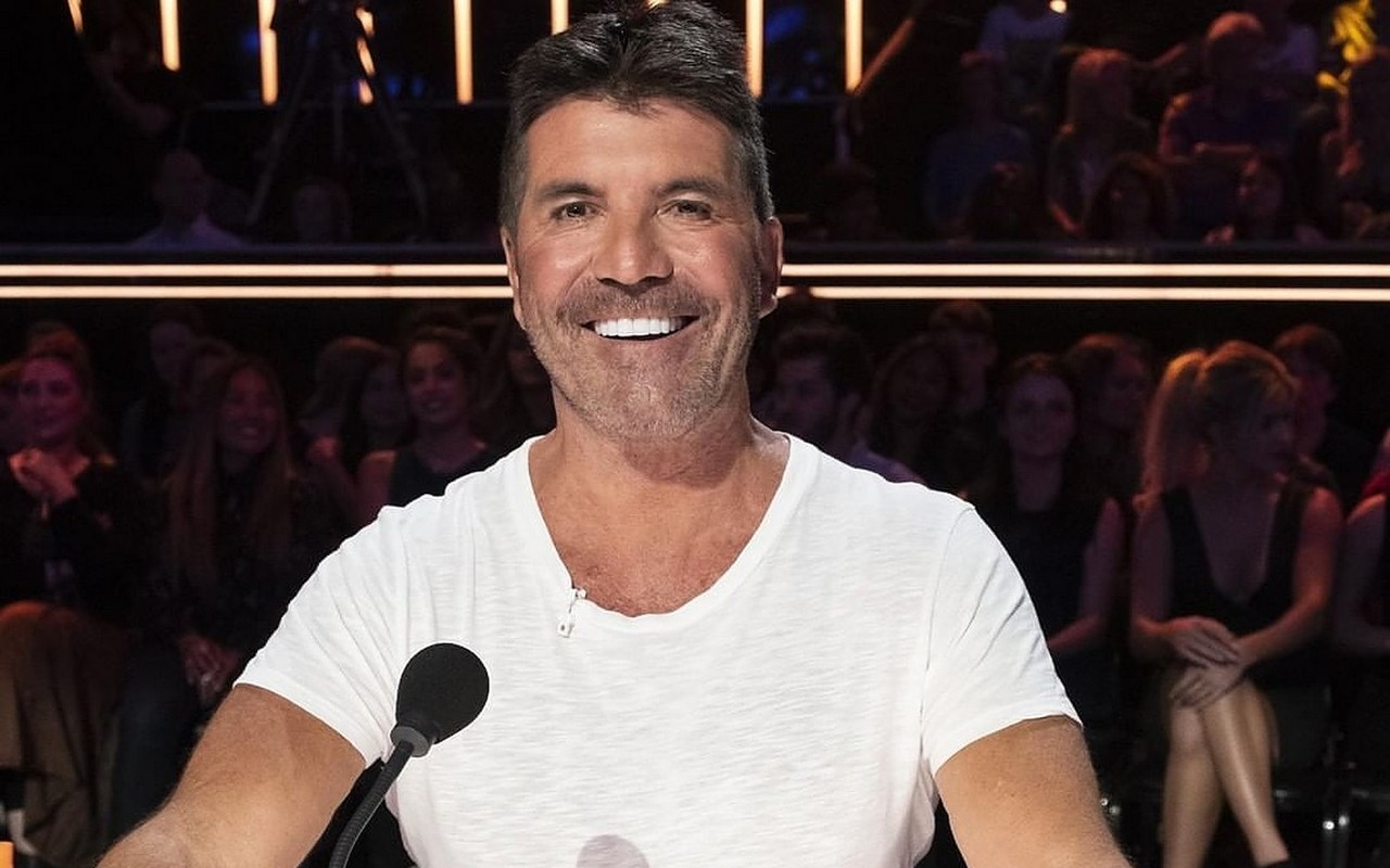 Simon Cowell Back as Judge for 'America's Got Talent' Season 16