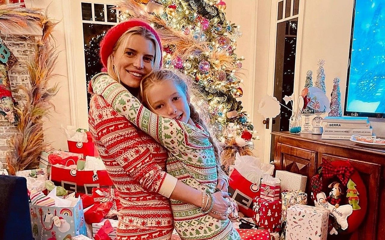 Jessica Simpson Credits Daughter for Helping Her Overcome Fear of Horses