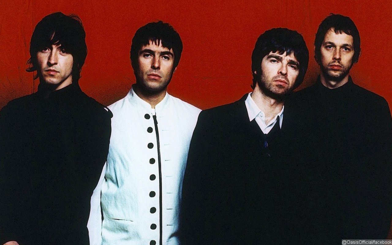 Noel Gallagher Plans Solo Oasis Tour With Orchestra