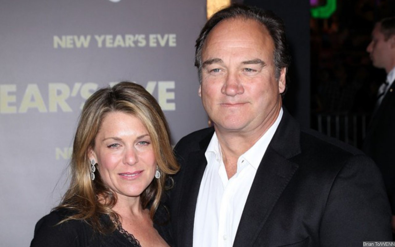 Who Is Jim Belushi Married To