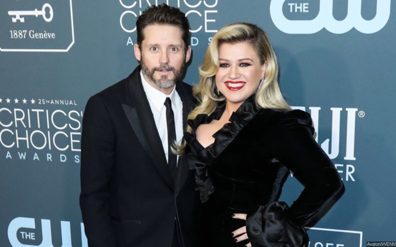 Kelly Clarkson Nabs Two Other Properties in Brandon Blackstock Divorce