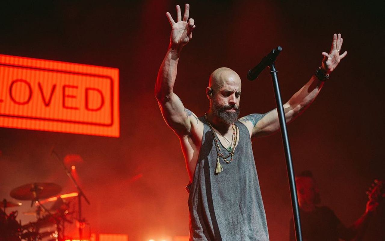 Chris Daughtry Halts Upcoming Tour Dates in the Wake of Daughter's Sudden Death
