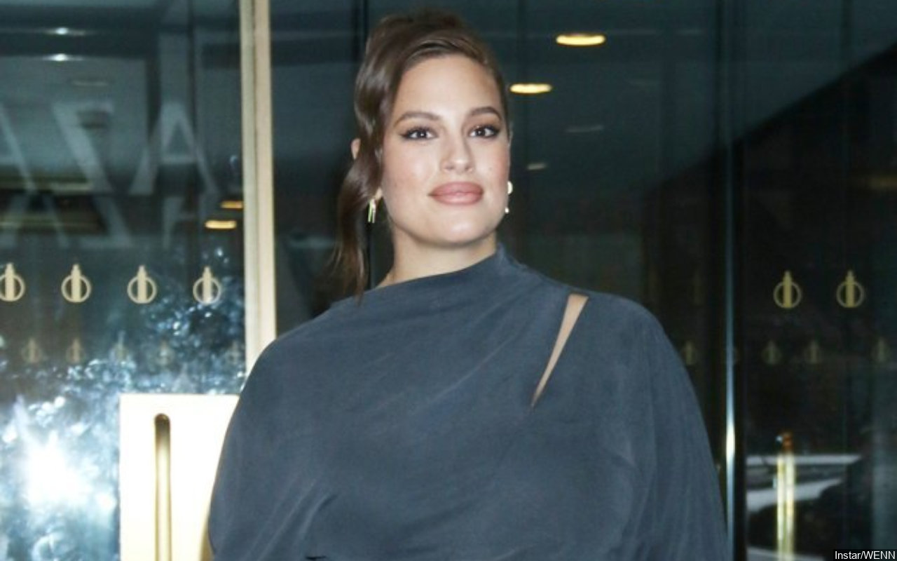 Ashley Graham Defends Herself After A Troll Claims Her Stretch Marks May Affect Her Career