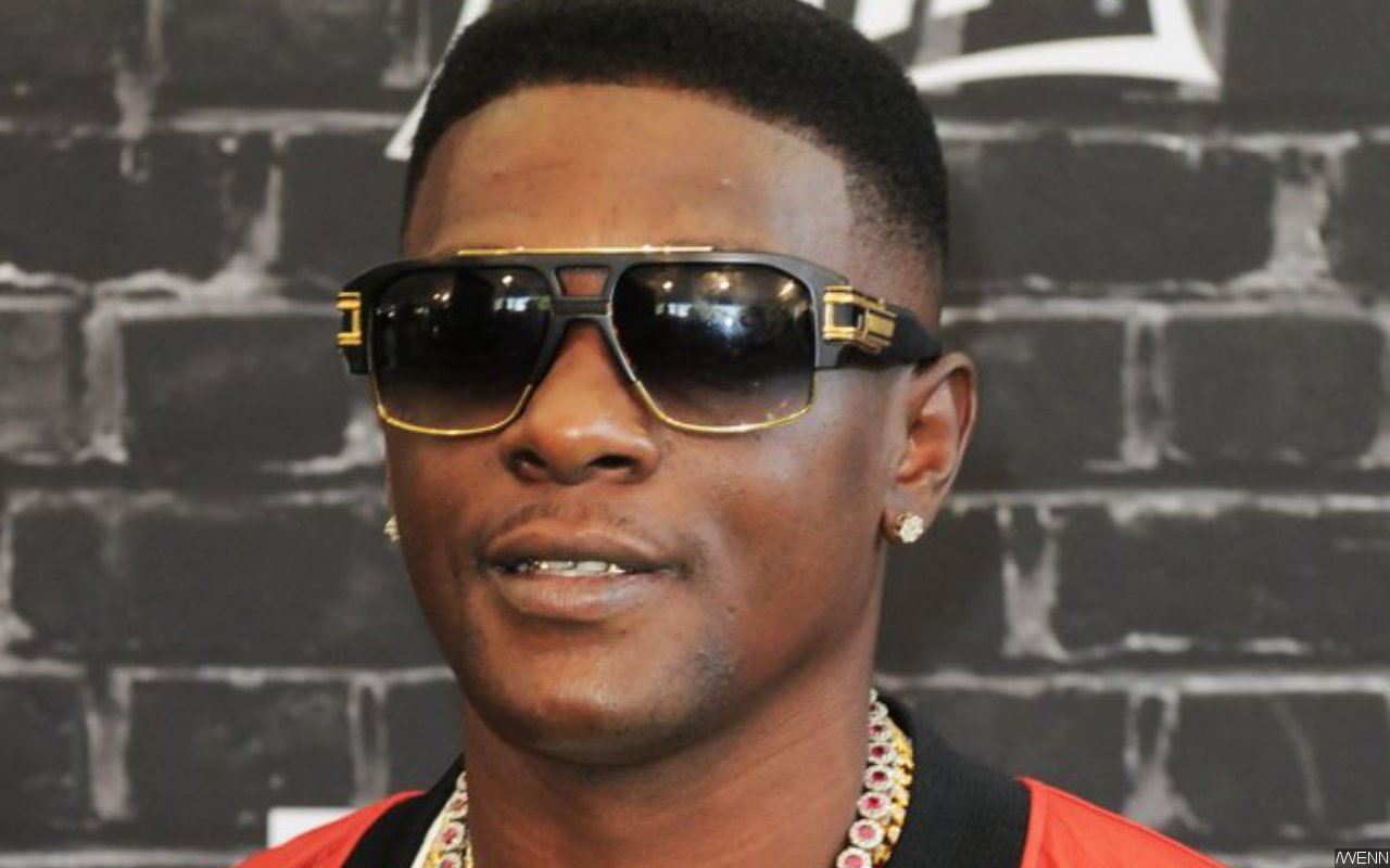 Boosie Badazz Fumes After His Friend Crashes His Car