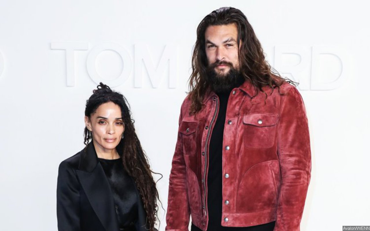 Jason Momoa Moves Back In With Lisa Bonet 1 Month After Announcing ...