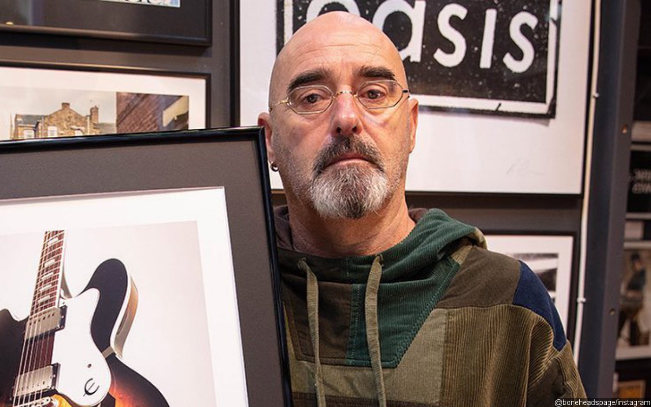Paul 'Bonehead' Arthurs 'Feeling Positive' After Completing Half of His Cancer Treatment