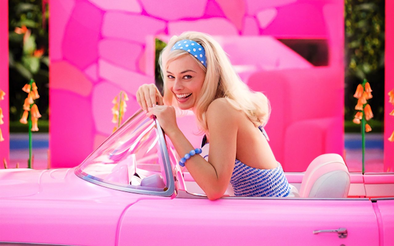 Margot Robbie Feels 'Dying on the Inside' Over Leaked 'Barbie' Set Pics