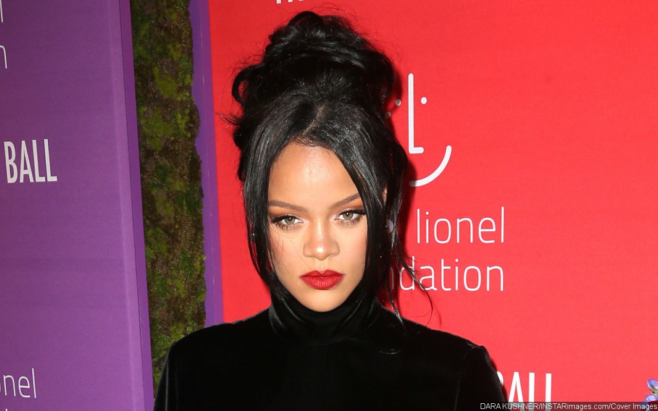 Rihanna May Debut Her Son and Have Extended Performance at Super Bowl ...