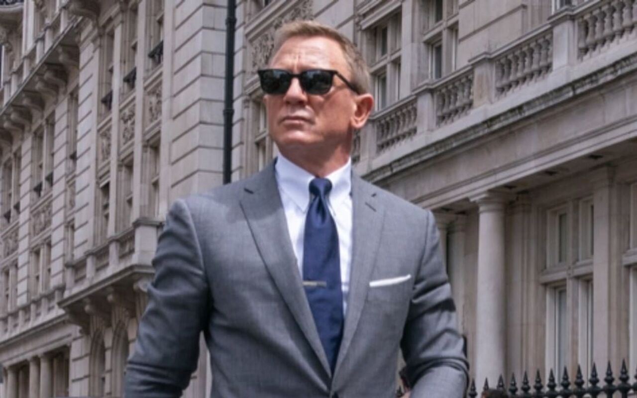 'Skyfall' Director Calls James Bond's Death in Cary Fukunaga's 'No Time ...