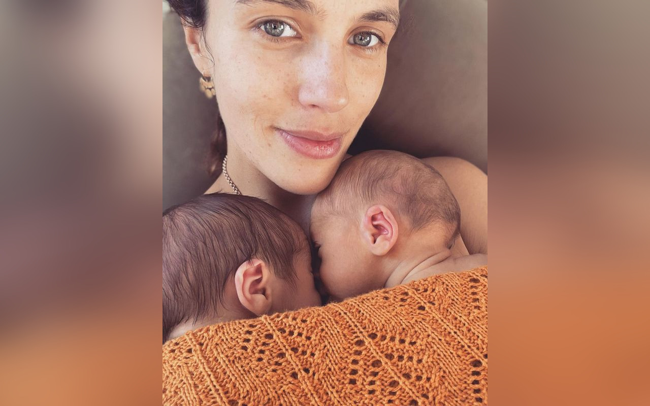 Jessica Brown Findlay Shares First Pic With Babies After Giving Birth to Twin Boys