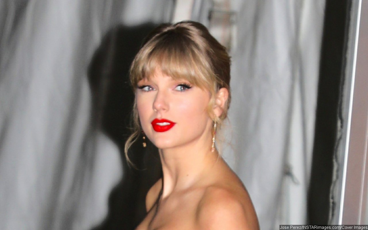 Taylor Swift Offers a Glimpse at How She Spends Her 33rd Birthday