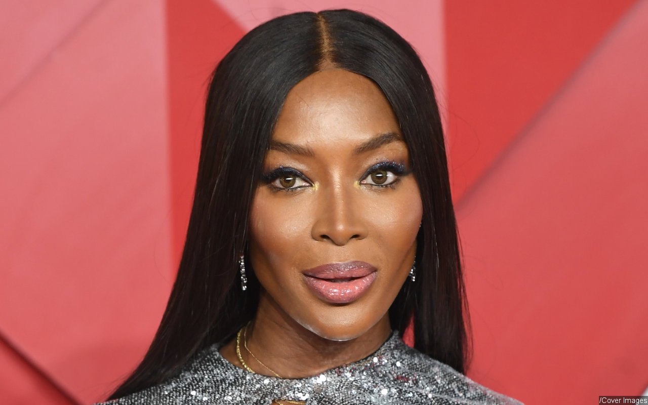 Naomi Campbell Shares Rare Glimpse of Her Daughter in Family Christmas ...