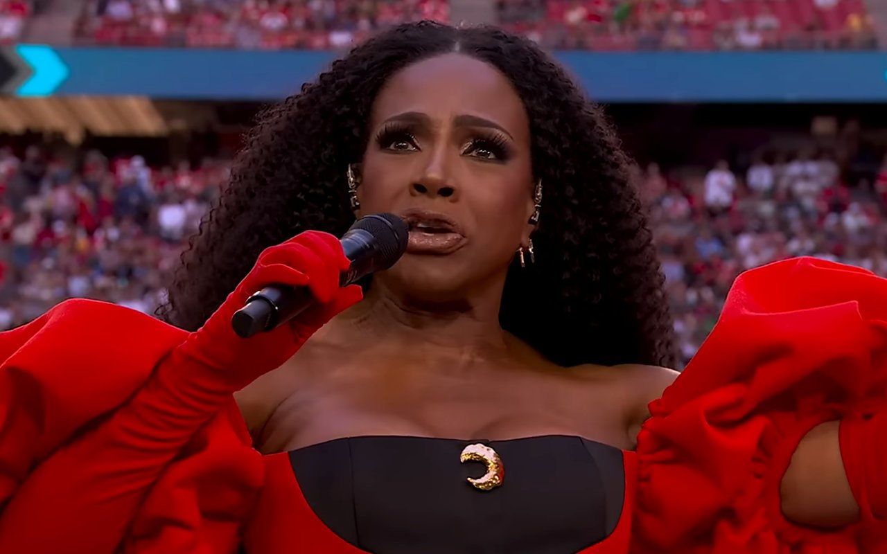 Super Bowl LVII Sheryl Lee Ralph Stuns Crowd With Flawless 'Lift Every