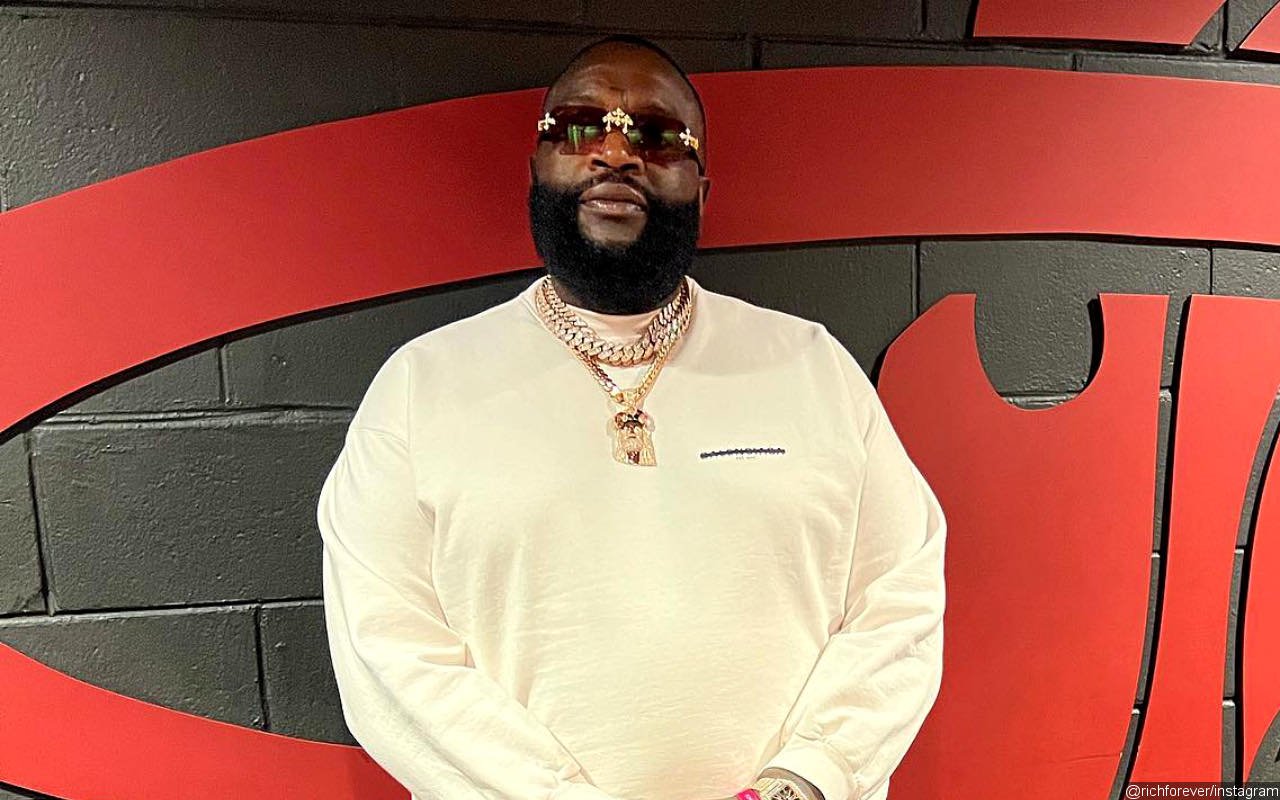 Rick Ross Stops His Car to Save Turtle in the Middle of the Road