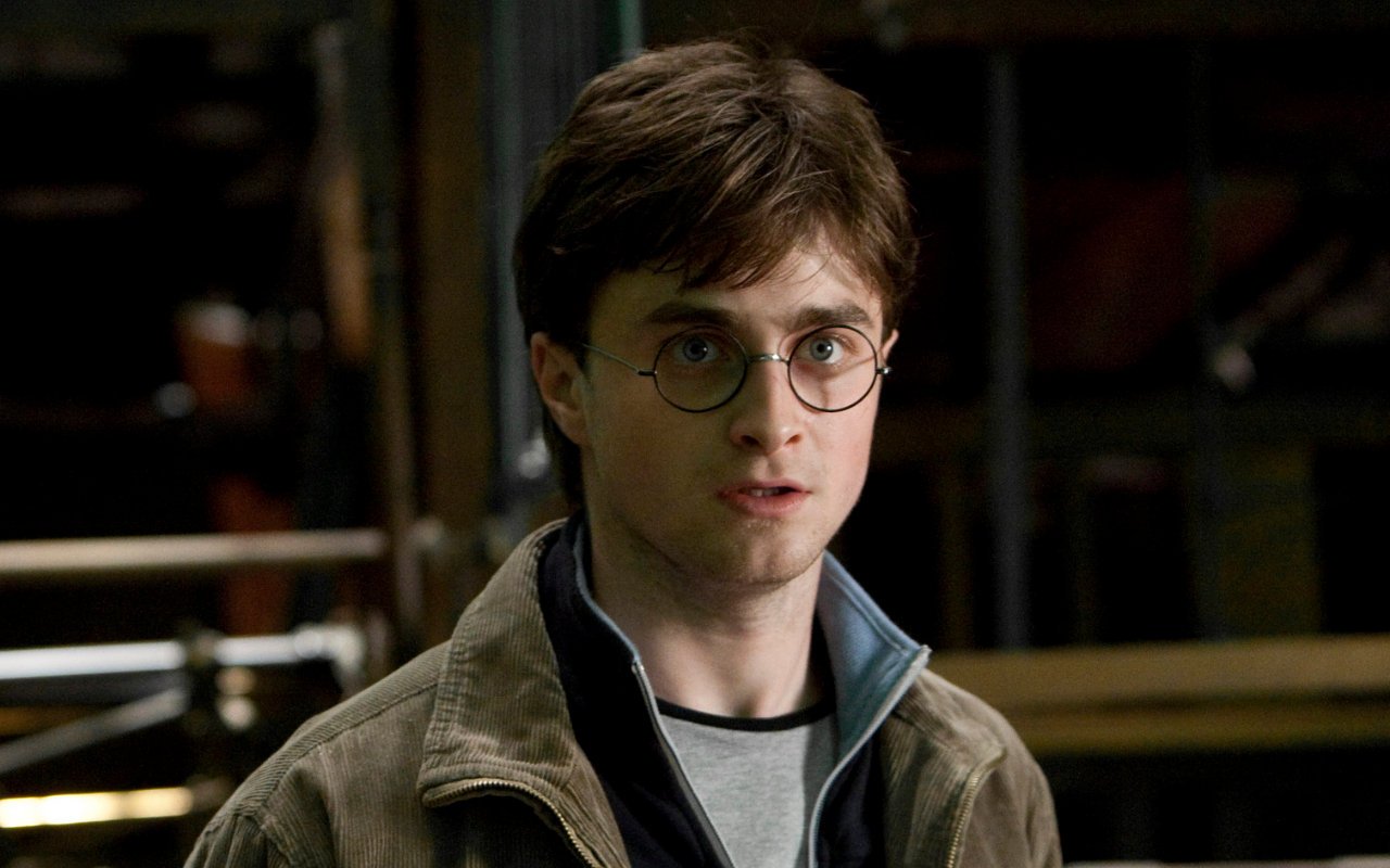 Daniel Radcliffe Explains Why He Acted Like 'Absolute D**k' During 'Harry Potter' Kissing Scene