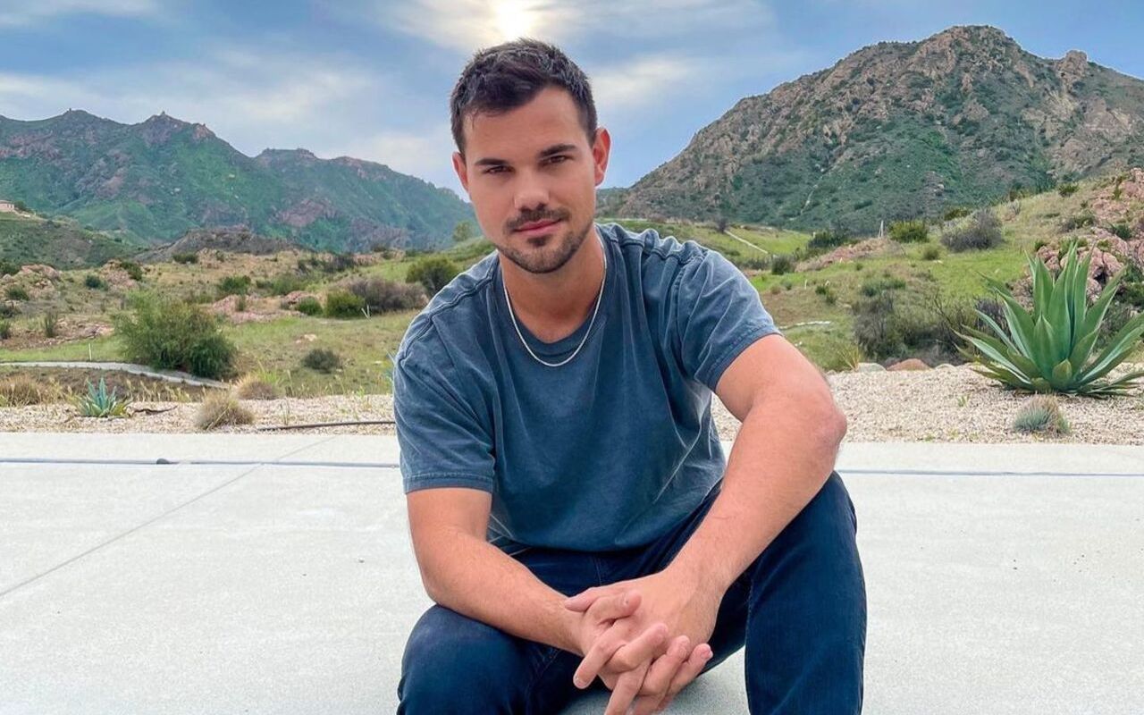 Taylor Lautner Apologetic After Joking About Taylor Swift and John Mayer