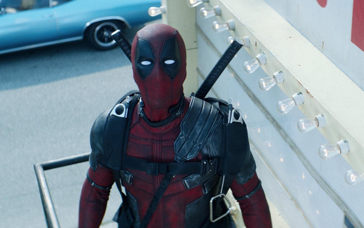 Deadpool 3 Set Photos Reveal First Look At Ryan Reynolds In New Costume