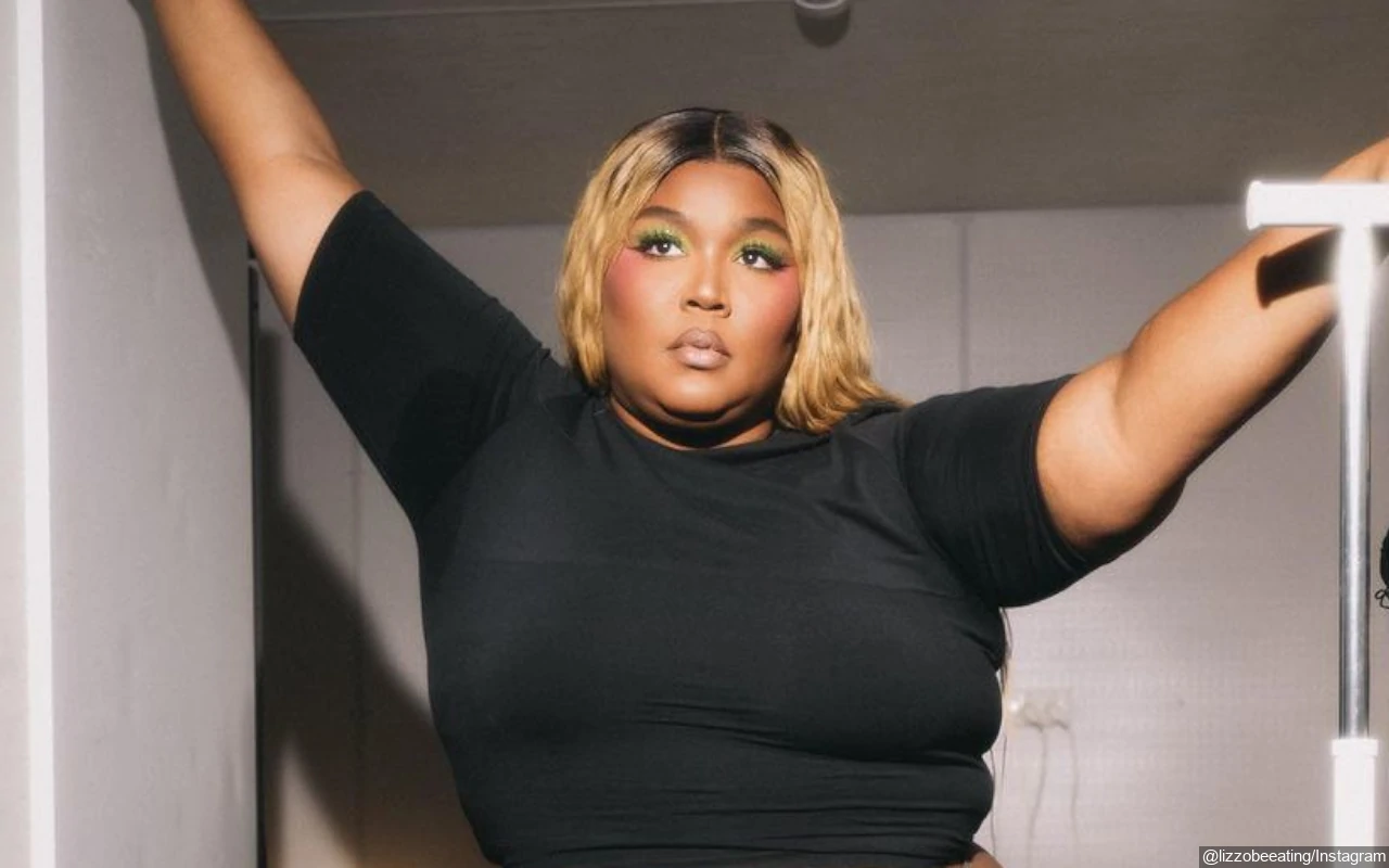 Lizzo's Big Grrrl Dancers Show Love For Singer Amid Sexual Harassment ...