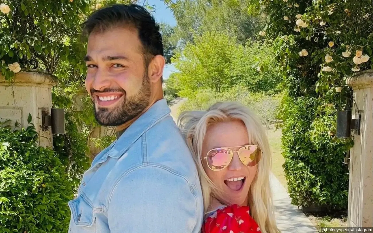 Britney Spears Willing to Return 'Free' Engagement Ring to Sam Asghari