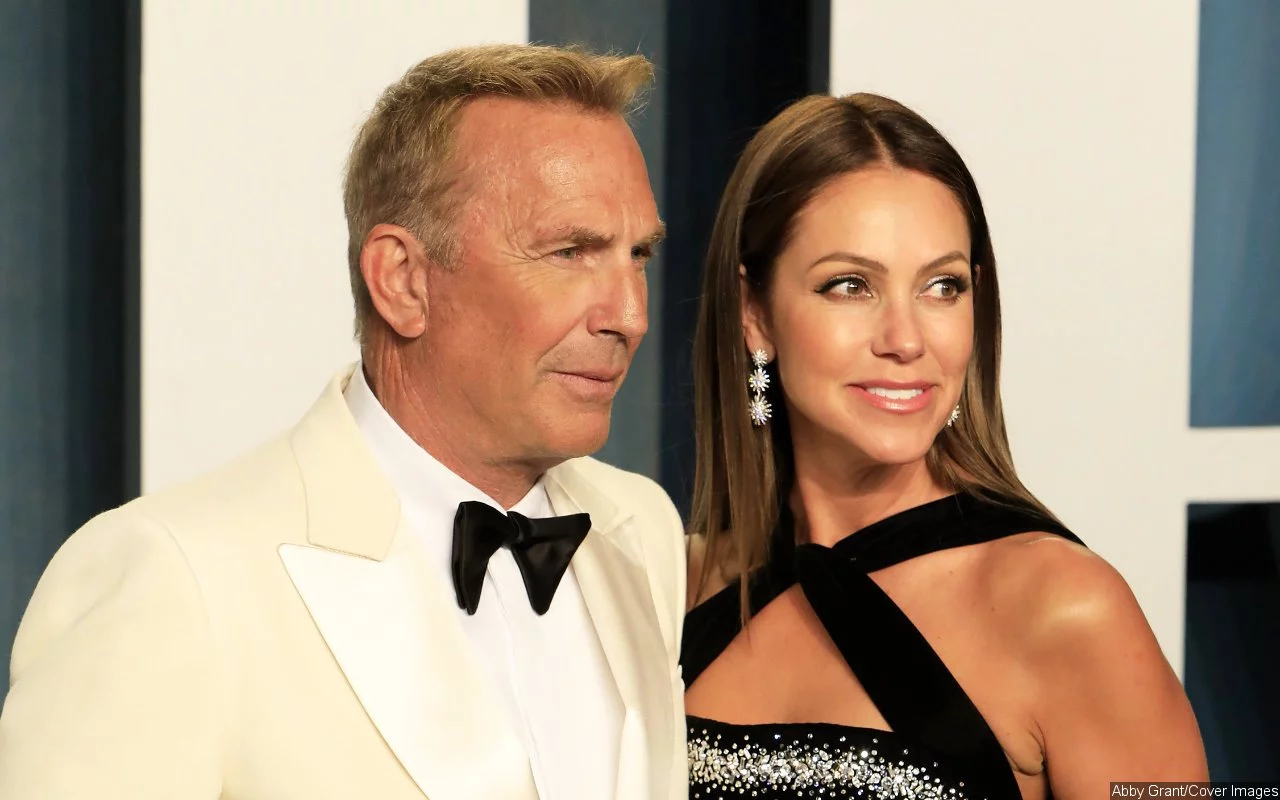 Kevin Costner's Estranged Wife Demands Private Jet for Their Kids' Holidays