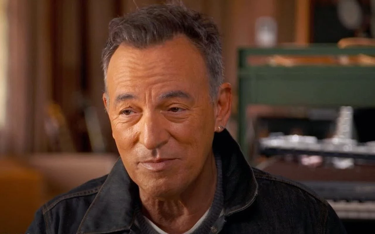 Bruce Springsteen Puts Off Remaining 2023 Tour Dates Amid Health Issue