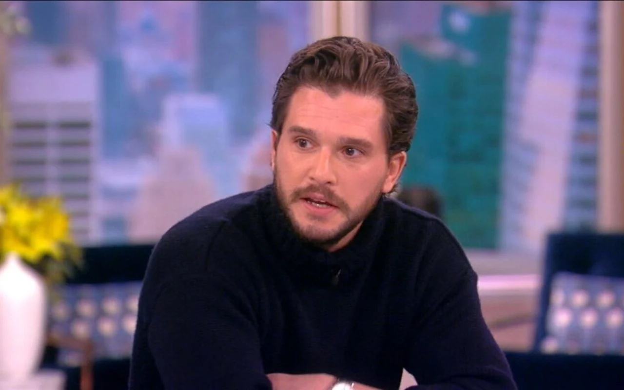 Kit Harington Feels Pressured to Prove He's More Than Just Pretty Face Due to His Sex Symbol Status