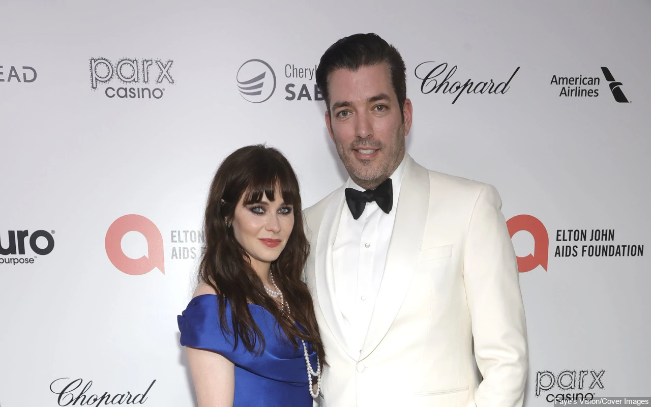 Zooey Deschanel Gushes Over 'Compatible' Relationship She Has With Fiance Jonathan Scott 