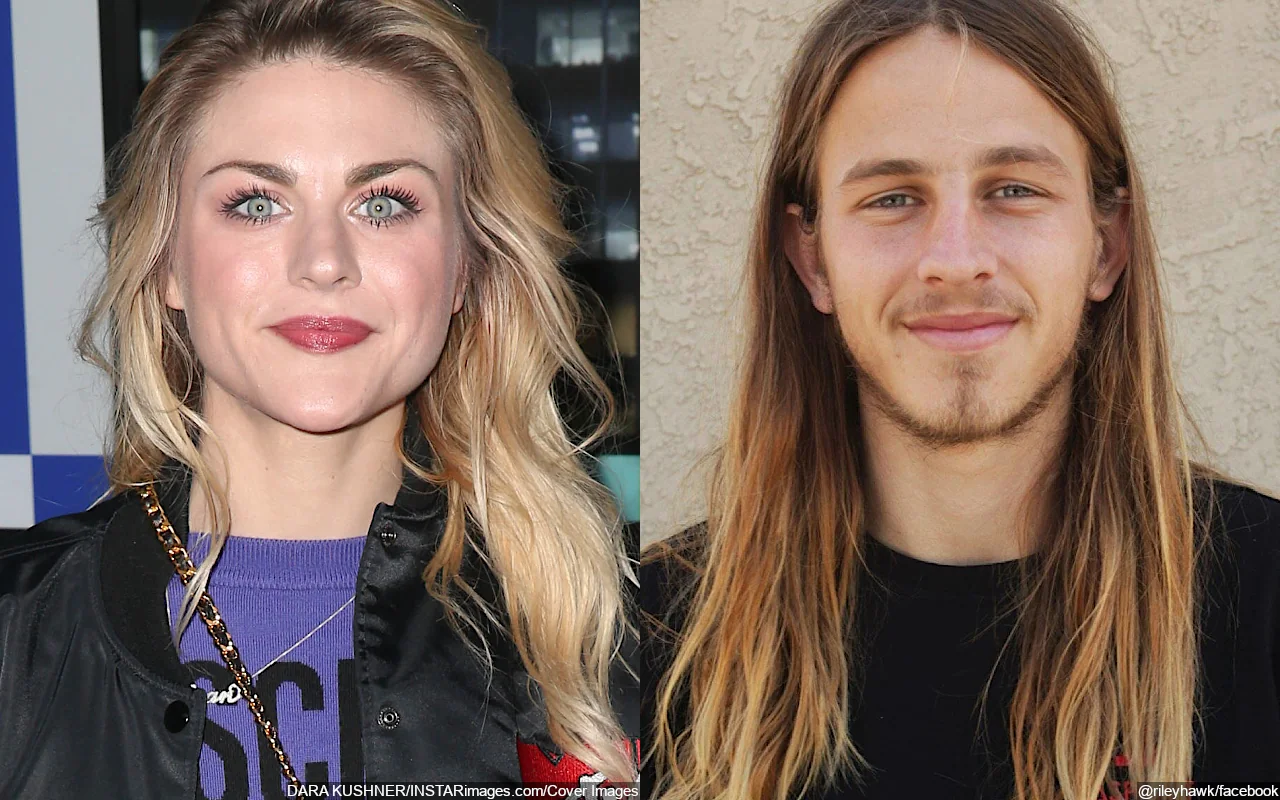 Frances Bean Cobain and Riley Hawk Flash Wedding Rings in First ...
