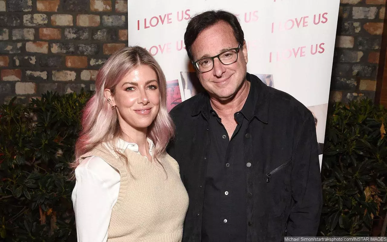 Bob Saget's Widow Kelly Rizzo Finally Learns to Come to Terms With His Death 