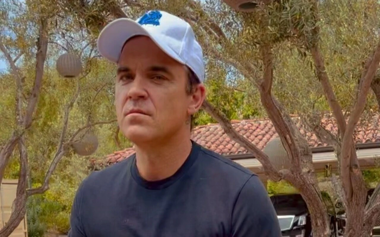 Robbie Williams Struggled To Watch His Own Documentary: It's Deeply ...